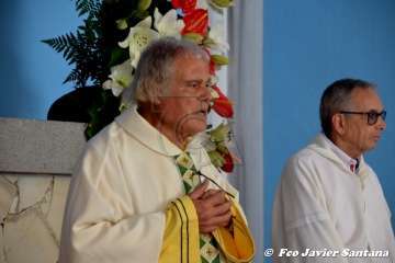 Misa y procesión religiosa en Cazadores  (Foto Francisco Javier Santana)